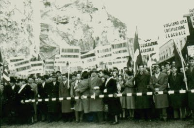 Manifestazione di Ponte San Luigi, Ventimiglia 1952, Foto di Luigi Berio