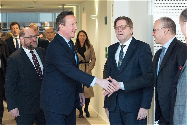 Schulz, Cameron e Verhofstadt al Parlamento europeo .© European Union 2016 - European Parliament". (Attribution-NonCommercial-NoDerivatives CreativeCommons