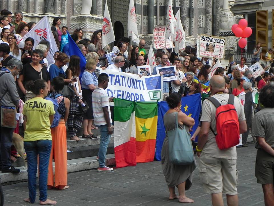Marcia delle donne e degli uomini scalzi - Genova, 11 settembre 2015